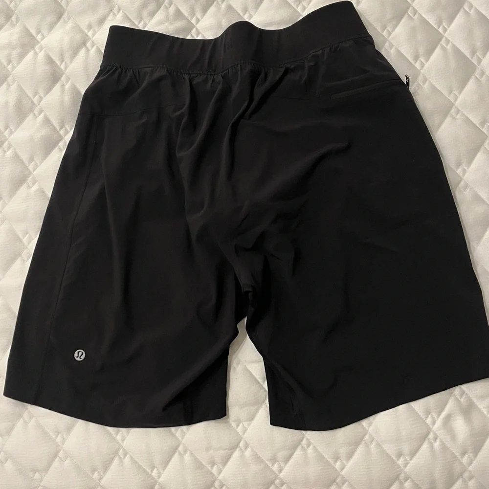 Lululemon Cicyling Shirt & Paded Shorts - Picture 5 of 6